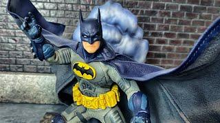 MDX Supreme Knight Darkest Dawn Edition Review from Mezco one 12 Collective