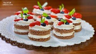 MINI TORTINE Deliziose Facili e Veloci TORTE MONOPORZIONE con Torta allo Yogurt Frosting e frutta