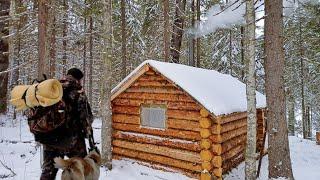 ПОХОД ДО ИЗБЫ, ПЕРВАЯ ДОБЫЧА С ЛАЙКОЙ. СТАВЛЮ КАПКАНЫ, ГОТОВЛЮ ДРОВА.