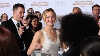 LIVE From The Hunger Games: Mockingjay - Part 1 Premiere! (Jennifer Lawrence & MORE)