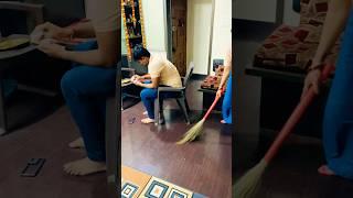 Biwi ka mjaak #youtube #comedy #youtubeshorts #funny #couplecomedy #vishika #trending #viral