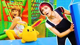 Mommy for Lucky | Kids & Toys Have Fun at the Kids' Clubs! Full Episodes of the Show for Kids