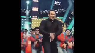 Salman Khan  Award Show Dance Performance || chamak chalo Funny salman khan Shahrukh copy #Shorts