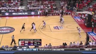 Jimmer Fredette scores 30 points in Summer League