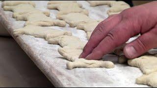 Sudbury's Finnish bakery turns 60, watch their famous jelly pig donuts take shape!