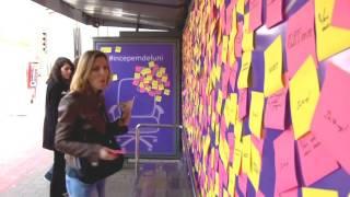 #WeStartonMonday – an OOH/street furniture creative project with over 1.800 sticky notes