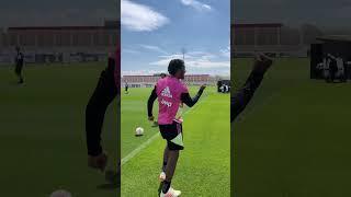 Cuadrado  Pinsoglio  | Juventus Training #Shorts