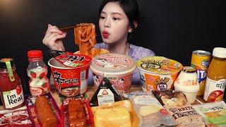 SUB)Convenience Store Food Mukbang! Ramyeon, Sausages, Burrito, New Items and also Dessert Asmr