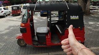 HOW TO DRIVE A TUK TUK - SRI LANKA TRAVEL GUIDE  2019