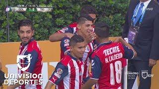 Golazo de Alan Pulido y Chivas ya le gana 1-0 a Tigres