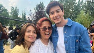 Kathryn, Alden, Direk Cathy and co-stars tour sa set ng 'Hello Love Again' in Calgary