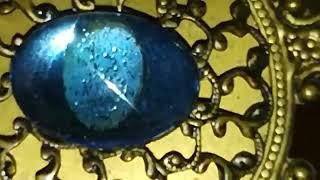 古董首饰上的蛋面蓝钻石， Antique installed cabochon blue diamonds