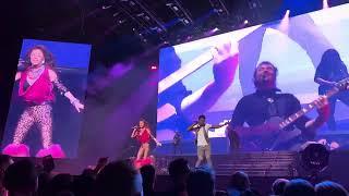 Shania Twain ft. Breland - Party for Two (Live in 3Arena Dublin)