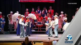 Ridgecrest earthquake video: Kids scream as 6.4 quake rattles stage in July 4th performance I ABC7