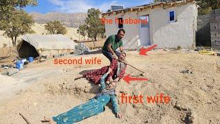 Tension within the family: the husband's support of the first wife against the second wife of Iblis