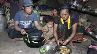 Nepali village || Cooking beans potatoes and mushroom vegetables in the village