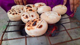 বাড়িতেই লিট্টি বানিয়ে খাও | Litti Chokha Recipe |Litti recipe |Momi Cook Vlogs | Iti