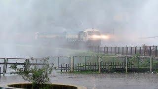 Train goes through Heaven: Dudhsagar Water Falls....