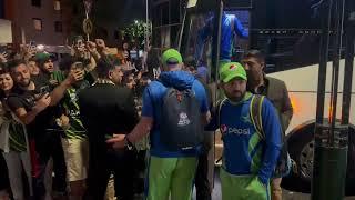 Pakistan Players Melbourne airport se Karachi️️ Airport ke liye  Rawana