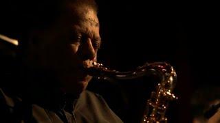 Wayne Shorter - She Moves Through The Fair (Live)