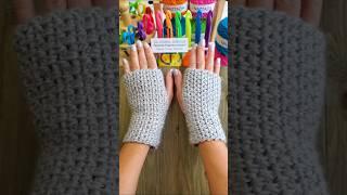 Crochet Easy Fingerless Gloves Pattern #shorts