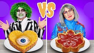 NOUA PROVOCARE DE GĂTIT! Eu VS Beetlejuice VS Bunica! Mâncare Dulce și Amuzantă de la 123 GO!