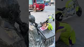 Cute kids funny daily routines, daily baby walking series, carefree age, another day of healing