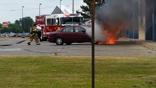 FIRE ENGINE RESPONDING TO CAR FIRE at the post office FEDERAL Q