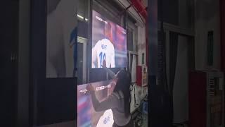 Assembling the LED screen is like a puzzle.#yuchip #ledscreen #leddisplay #ledpanel #ledmodule