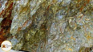 Massive Quartz Vein With 5%+ Copper!