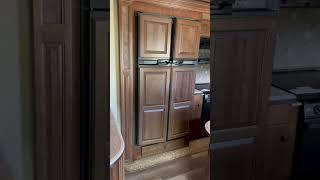 2014 Jayco Pinnacle in Albany OR:https://www.rvtrader.com...