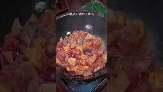 下次把「鸡肉」买回家，你就试试这道「双椒鸡」太好吃了～保证你能吃下三碗饭 #家常菜 #美食 #cooking #delicious #food #美食教程 #中国菜 #下饭菜 #湘菜