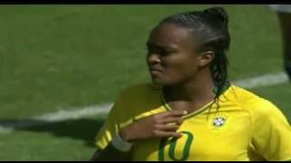 Amazing Front Flip Free Throw By a Brazilian U-20 Women