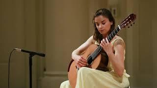 Ana Vidovic (guitar) plays Piazzolla