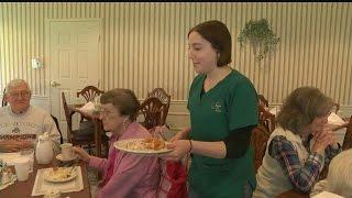 JobsNow: Dietary aides work closely with people