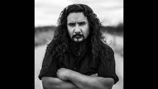 Los Lonely Boys Bassist Jojo Garza – Texican Rock Bass