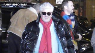 Pedro ALMODOVAR with fans @ Paris 16 december 2024 for The Room Next Door premiere