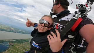 Renatin specijalni skok padobranom u suradnji sa Skydive Croatia