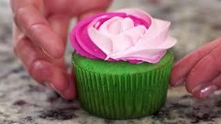 Cupcake Icing Techniques | Bluprint | Michaels