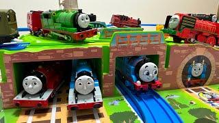 Thomas the Tank Engine (Plarail)  Play on the portable 3D course!