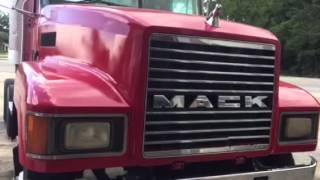 1994 Mack Ch613 truck