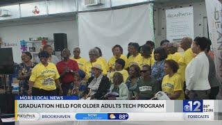 Graduation held for older adults tech program