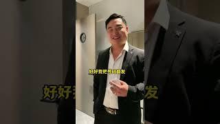 以鱼换采耳，看到后面被老板笑毁了，你们觉得这老板咋样，#鱼换万物 #大海钓鱼日记 #大海爱钓鱼 #记录我的钓鱼生活 #一波三折的钓鱼日记 正常穿搭，专业采耳，无不良嗜好引导