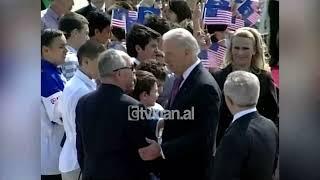 Zv/presidenti Biden mbërrin në Kosovë, ndalesa e fundit e turit të tij në Ballkan - (21 Maj 2009)