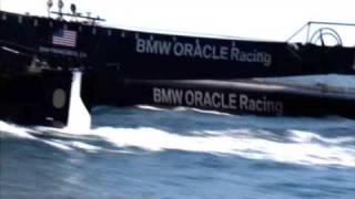 BMW ORACLE RACING TRIMARAN  FLYING TWO HULLS