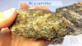 Crystal & Mineral Education: KYANITE 