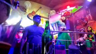 night life | Dance bar in Kolkata