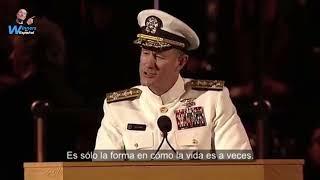 Almirante William H.  McRaven Universidad de Austin Texas 2014 Doblaje y audio en español