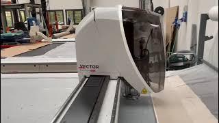 Like new Lectra VT-FA-IQ50-71 Automated cutting machine