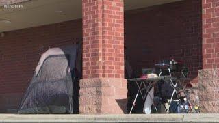 Shoppers camping out at Gastonia Best Buy